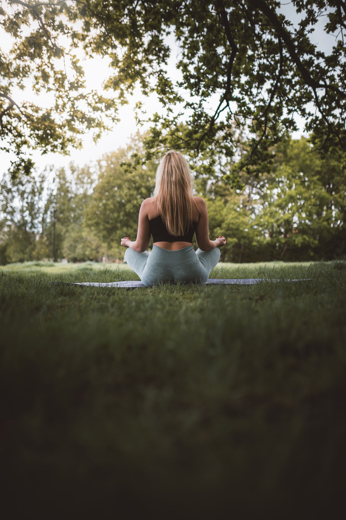 Guided meditation with light and sound